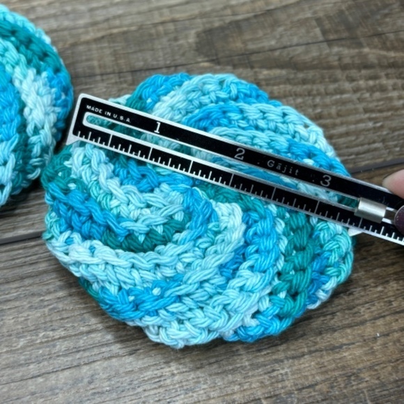 Handcrafted Crochet Spiral Tawashi and Face Round Scrubbies Set Cotton Yarn - Picture 7 of 10
